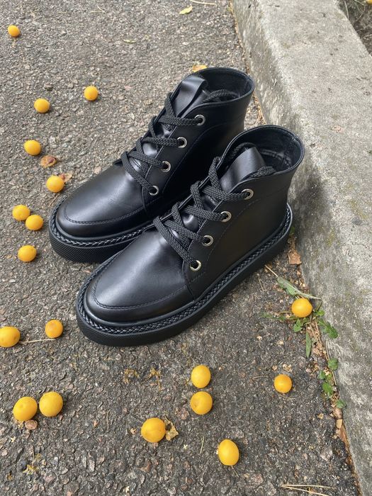 Демісезонні жіночі черевики з натуральної шкіри