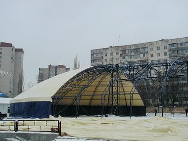 Аренда тента брезента,тент-брезент в аренду,бризент тент