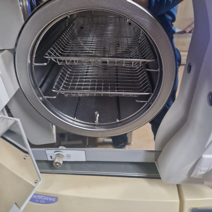 Autoklaw nowy SUN - 8 l