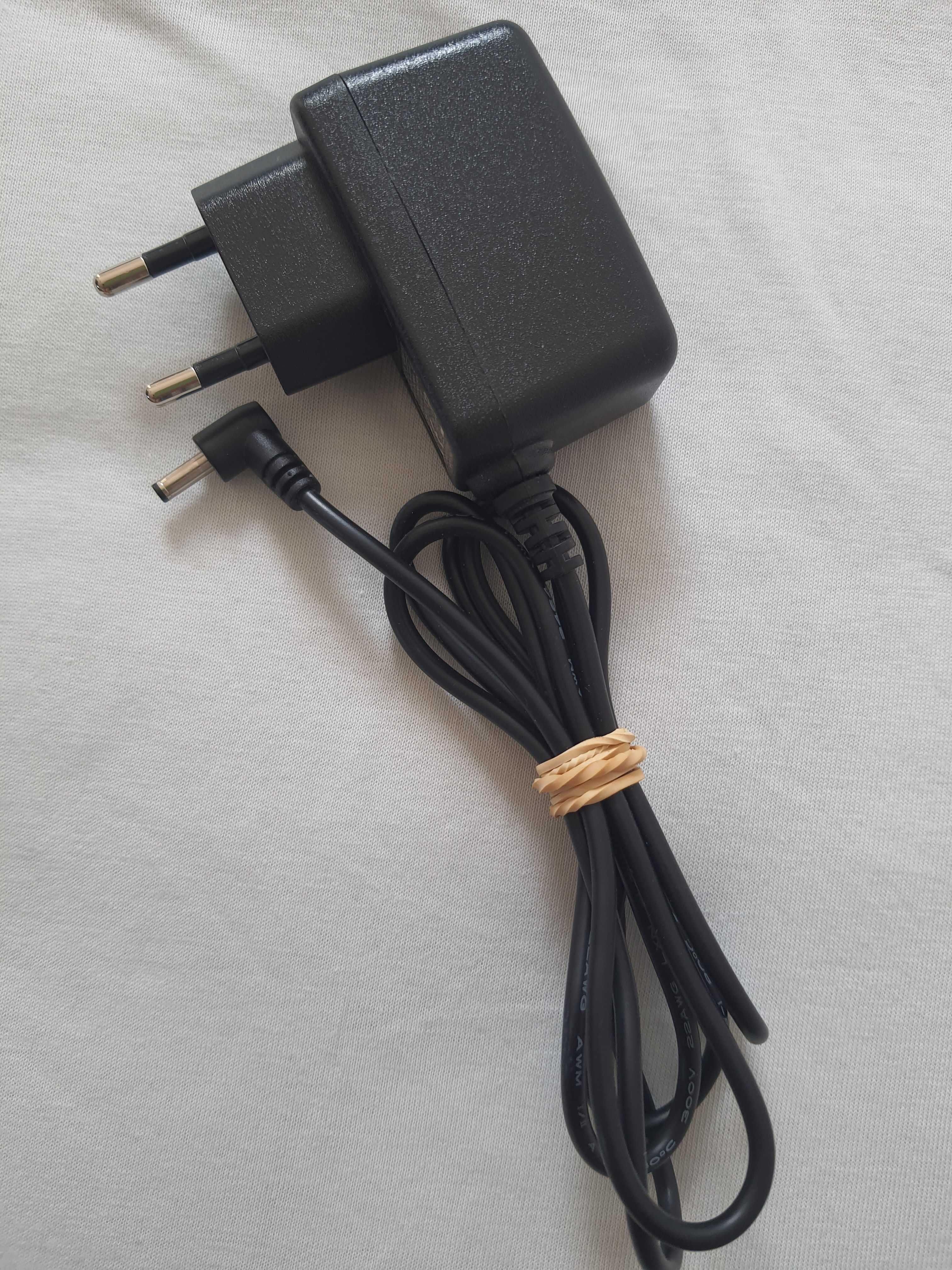 Zasilacz sieciowy AC/DC Adapter, output 5V 1,5A