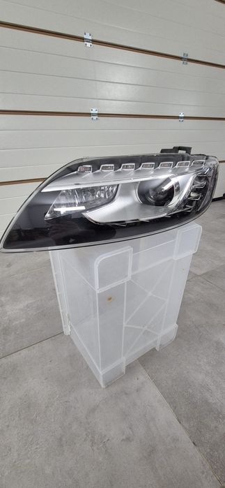 Lampa lewa reflektor lewy przód Audi Q7 lift  xenon led dynamic