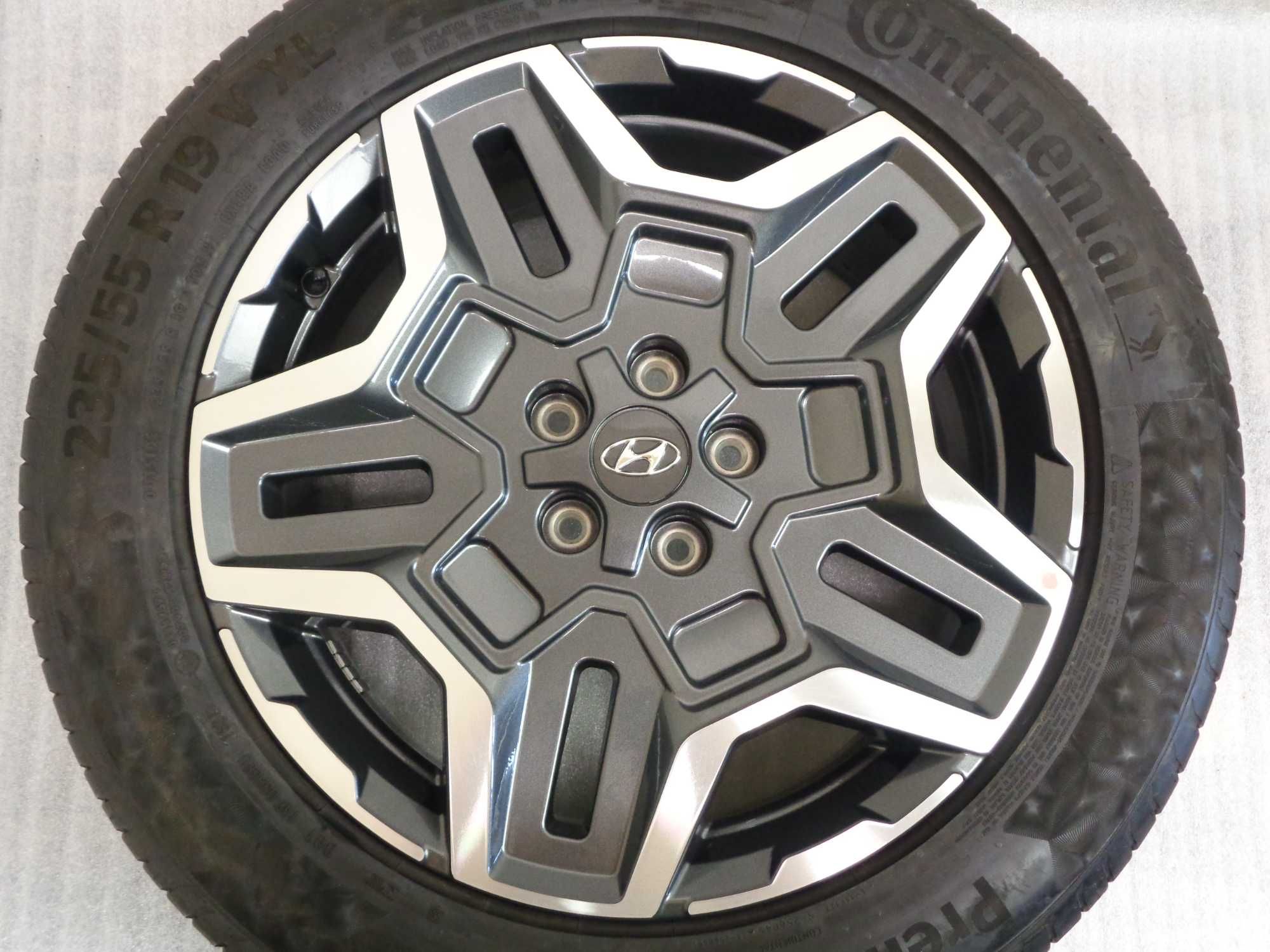 Felgi 19 cali Hyundai Santa Fe Tucson 5x114,3 Nowe Demo