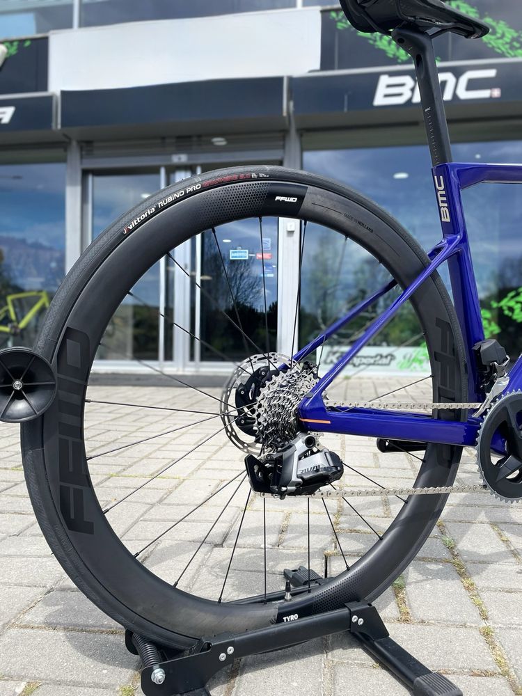 Bicicleta de estrada BMC SLR Four