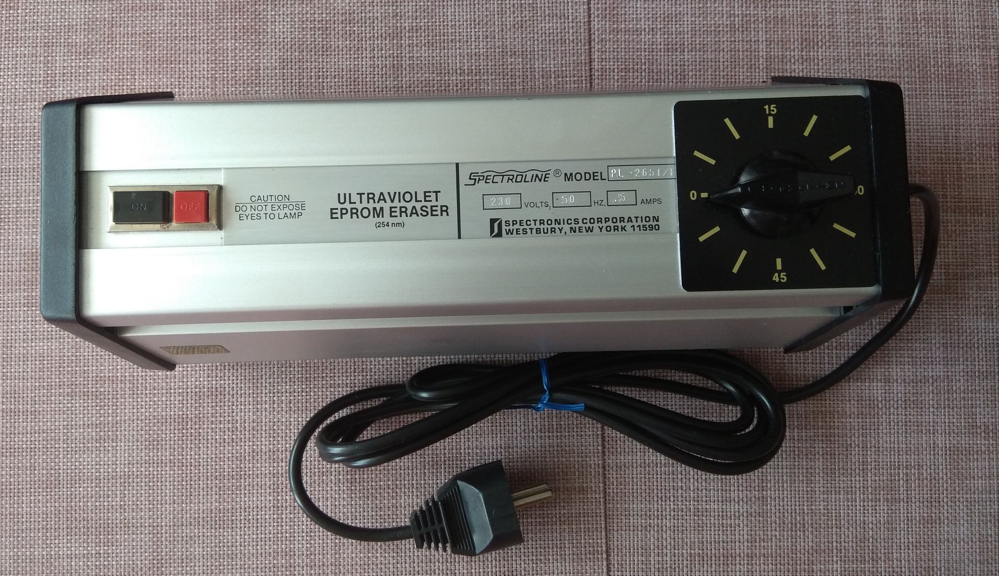 Прибор для стирания памяти микросхем PL-250 T/F