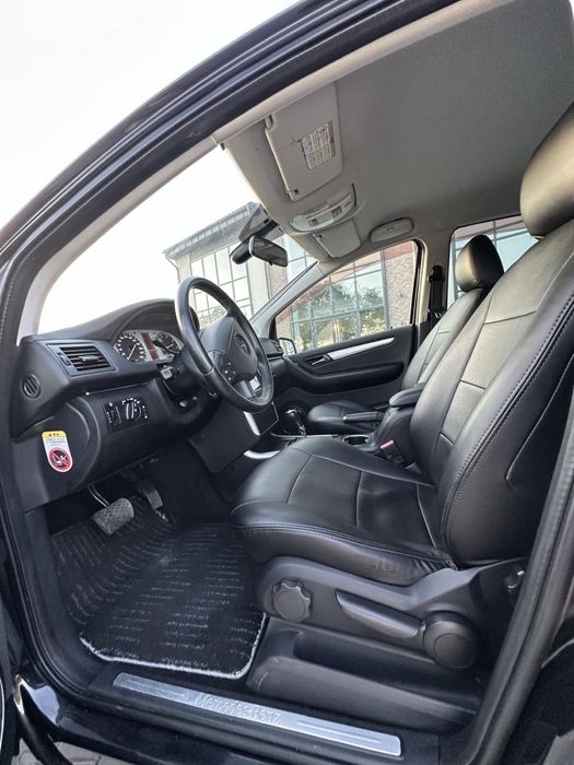 Mercedes-Benz B-Class 2010