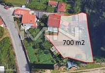 Moradia térrea p/reabilitação - 700m de terreno