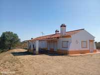 Monte em Serpa,  14 Hectares e moradia remodelada