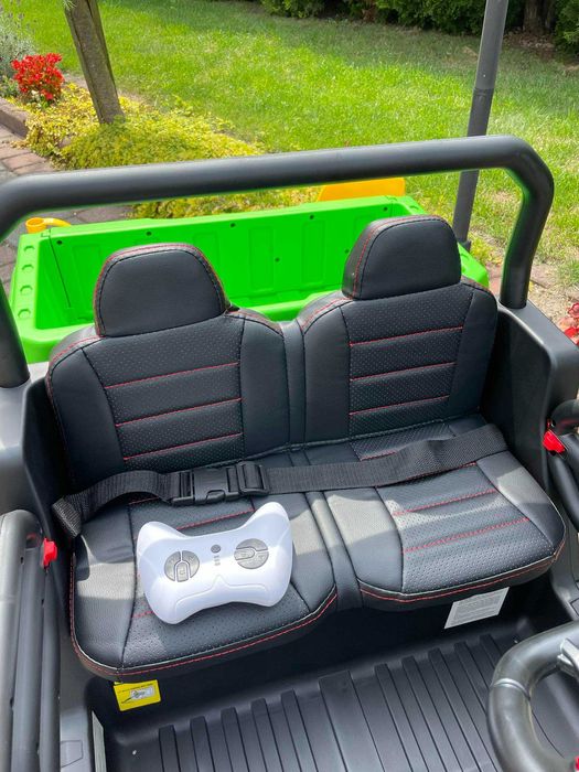 Auto na akumulator Ciężarówka Wywrotka 4×4 Miękkie koła Skóra USB