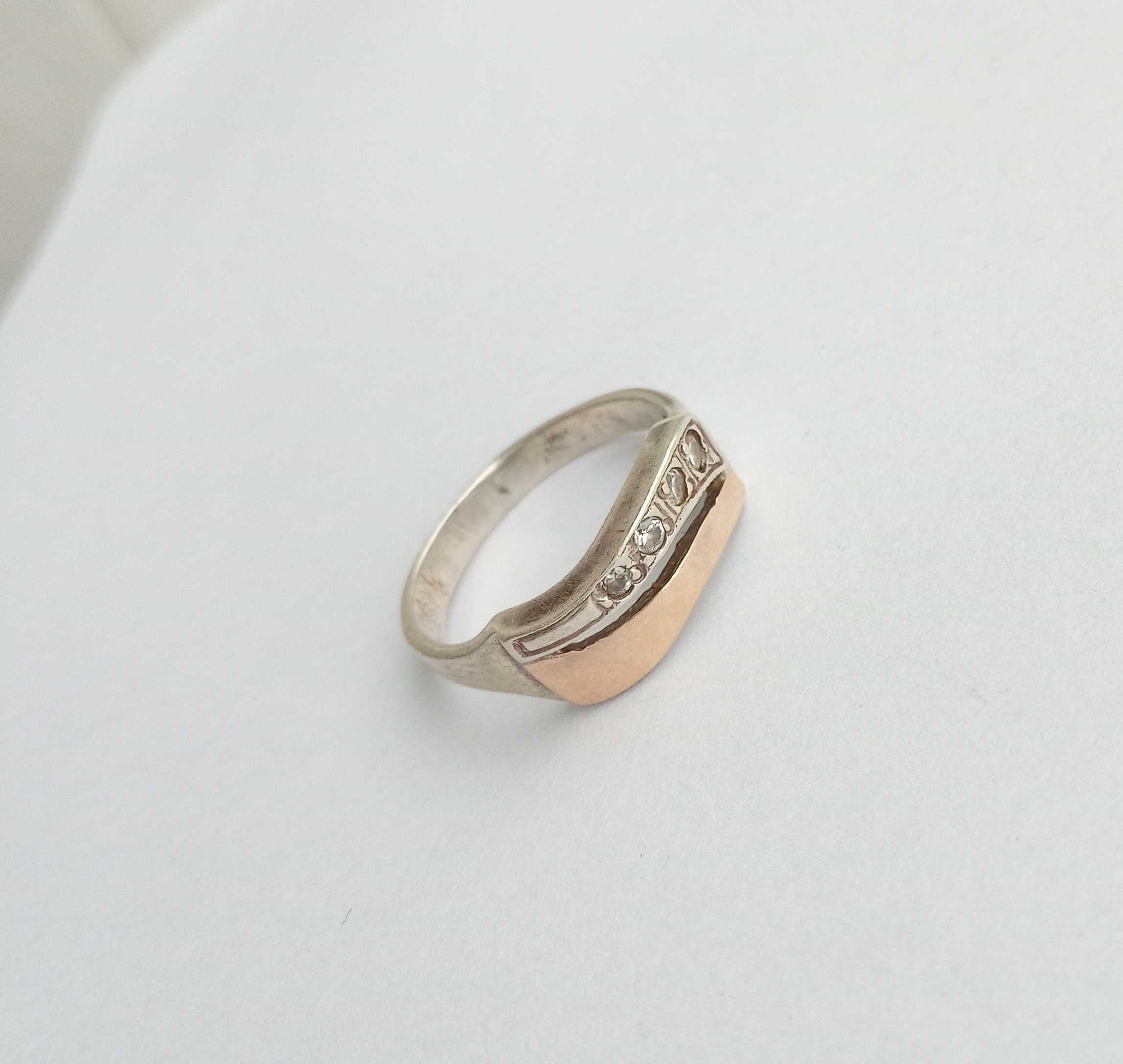Кольцо кільце із золотою накладкою і камнями, Срібло 925