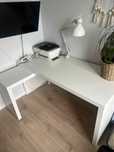 Biurko Malm Ikea z wysuwanym blatem