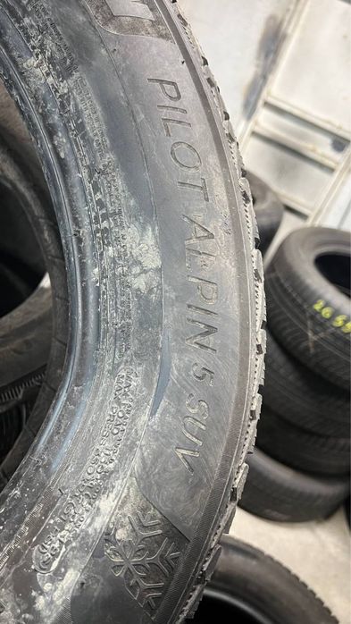 Пару зимової гуми 275/50/20 Michelin