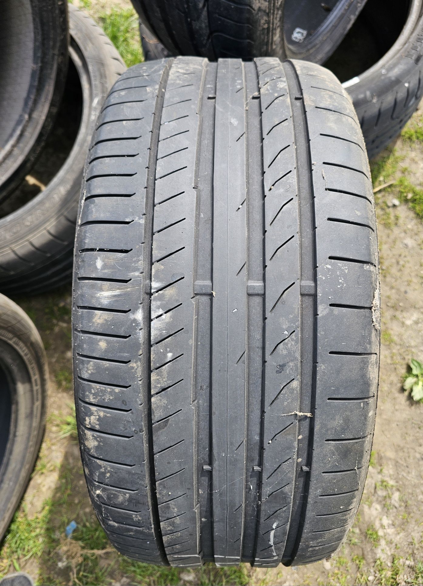 Opony letnie Continental 255/40R19 100Y