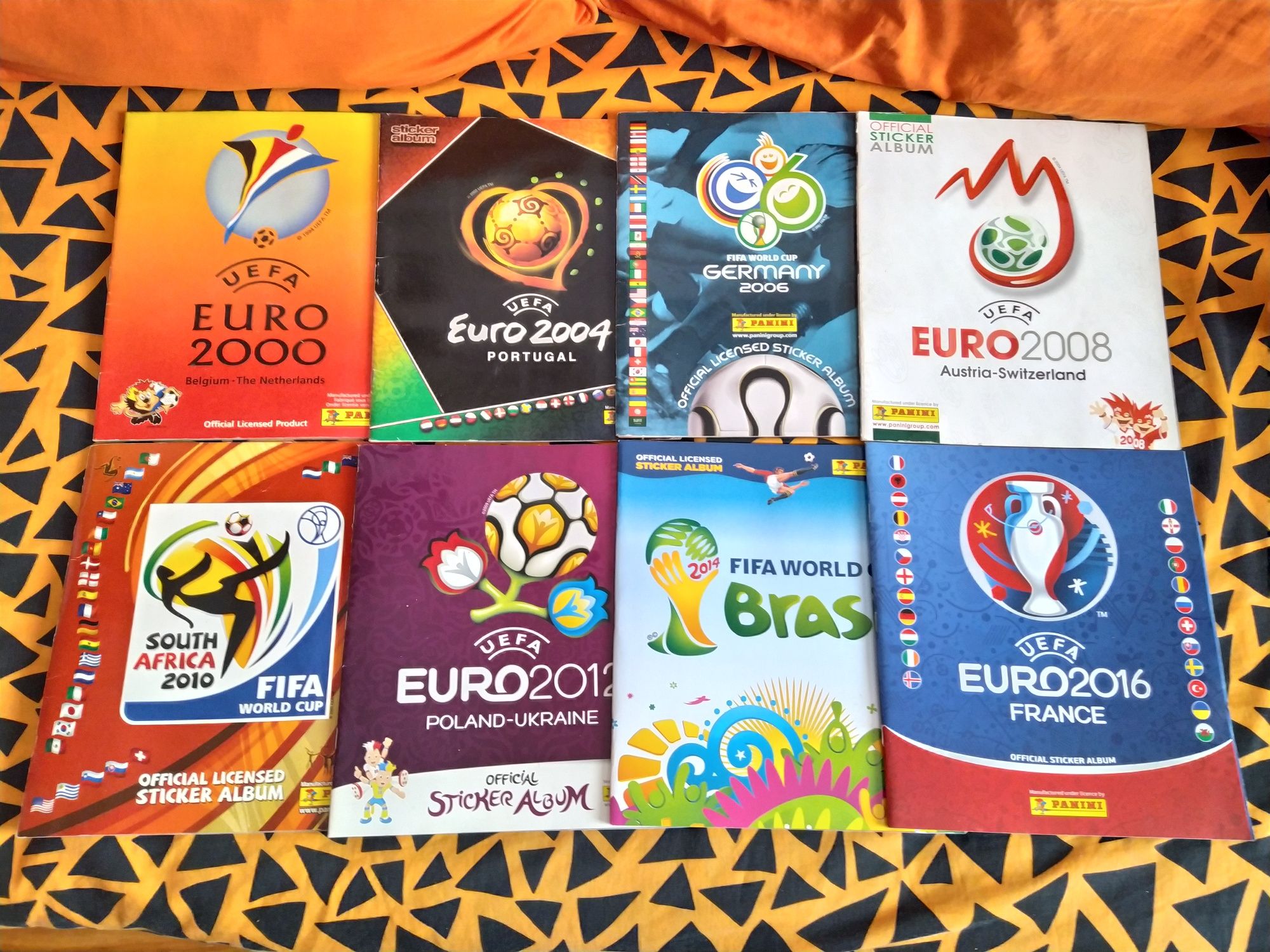 Caderneta Euro e Mundial 2012, 2014 e 2016