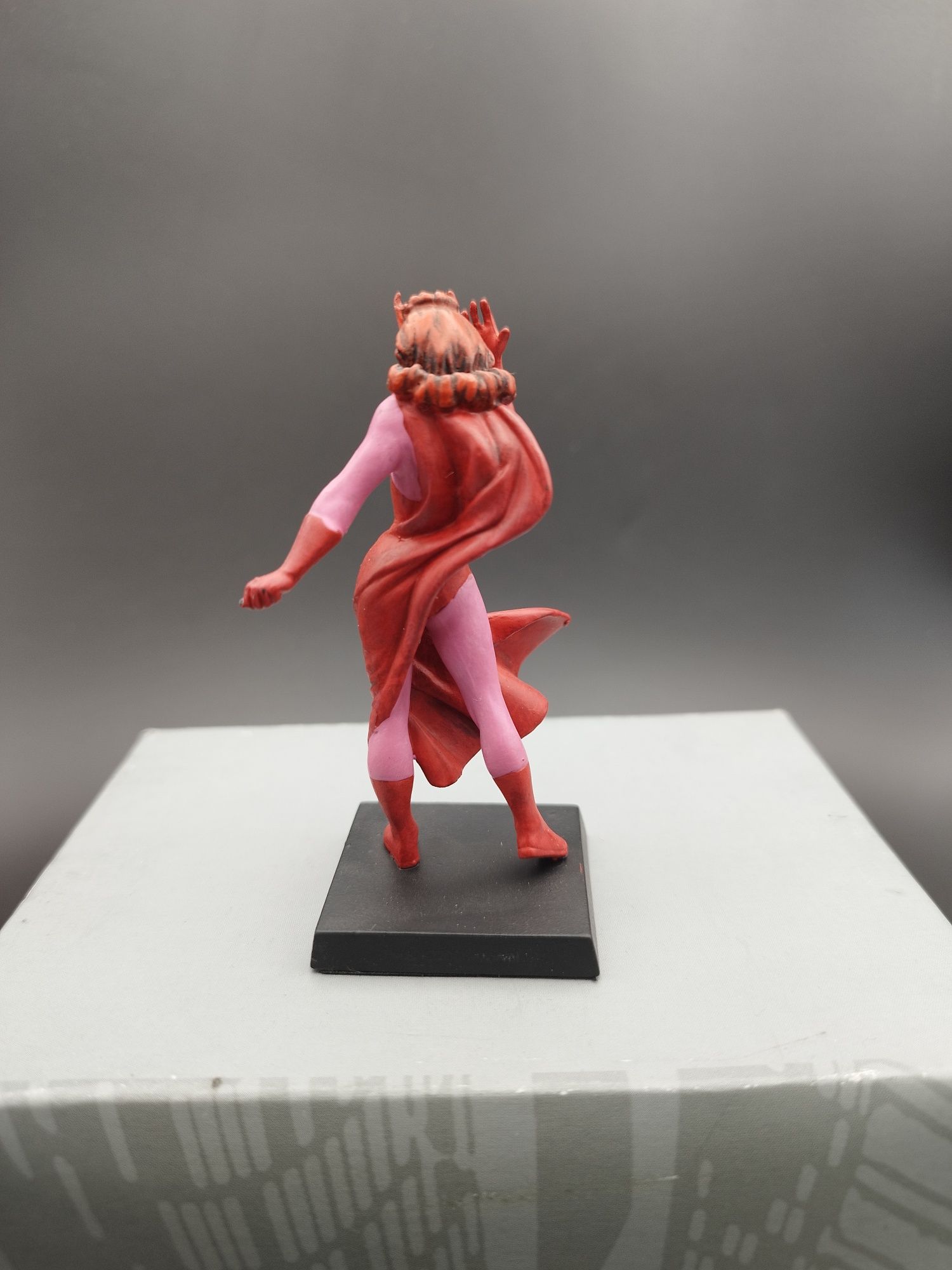 Figurka Marvel klasyczna Scarlet Witch #55 ok 8 cm figurka ciężka ołów