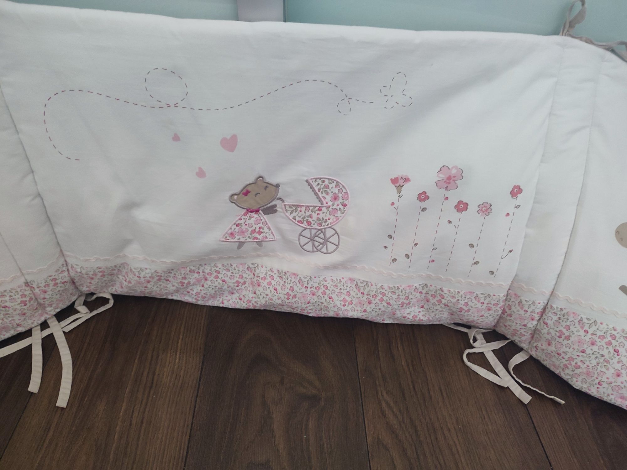 Cama de grades/berço c/ colchao e protector lateral