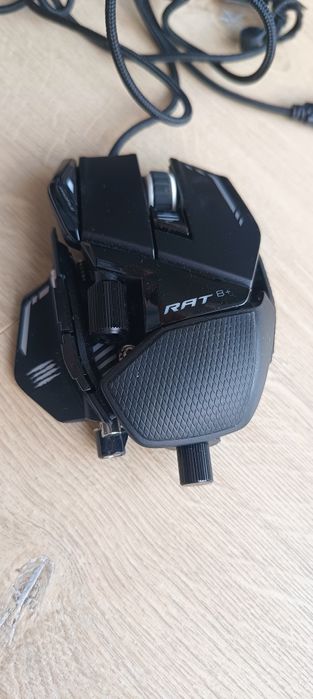 Mysz Mad Catz RAT 8+ 

Mad Catz R.A.T. 8+ (Czarna)