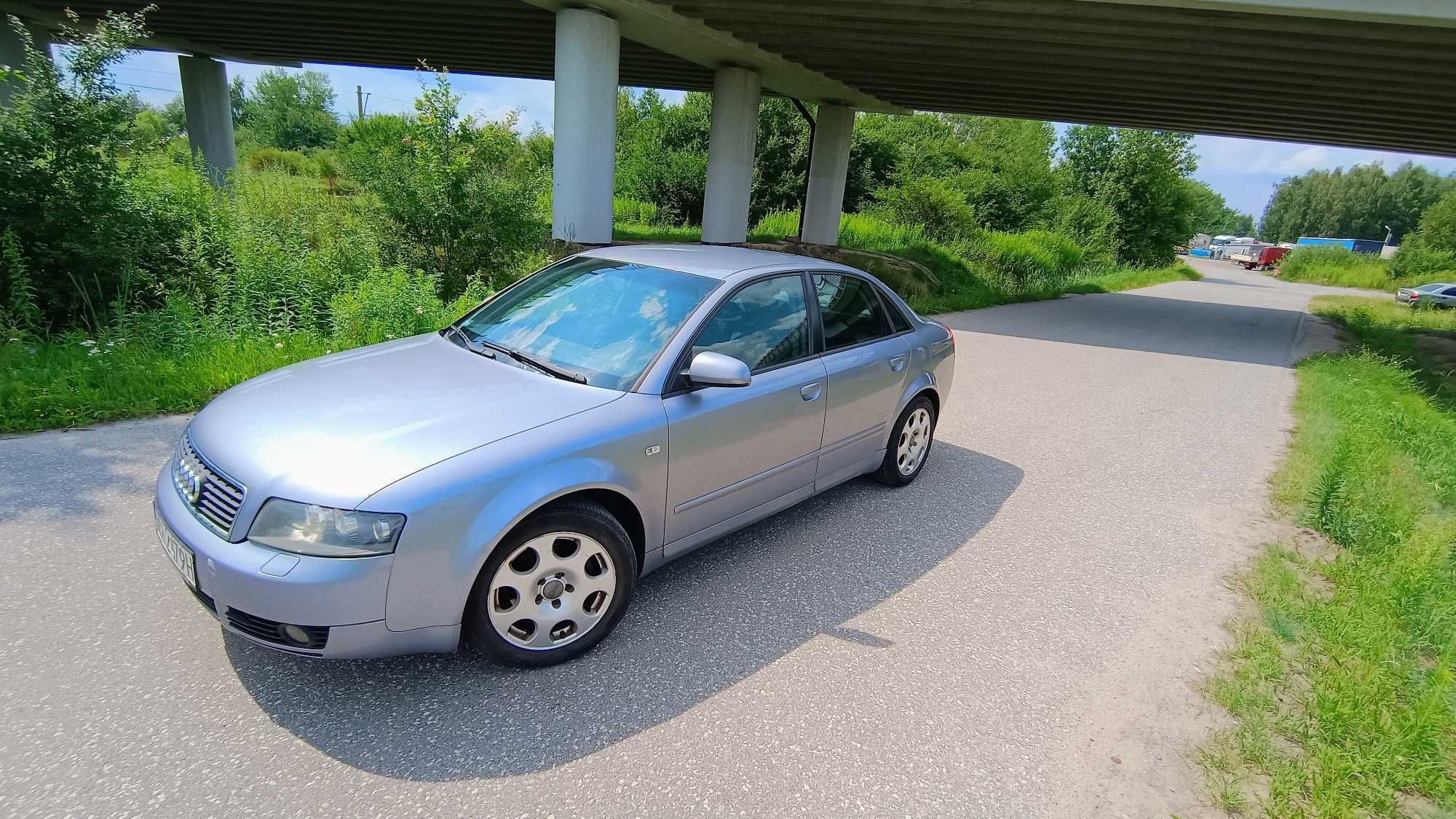 AUDI A4 2.0 GAZ  Automat  XENON