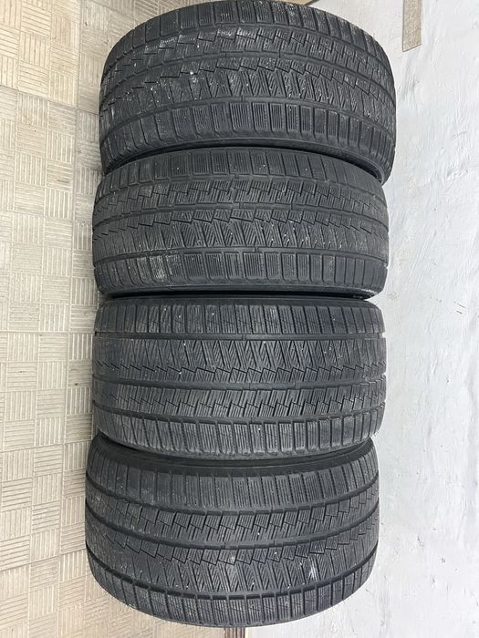 Продам комплект зимових різношироких шин в розмірі 315/35+275/40/20