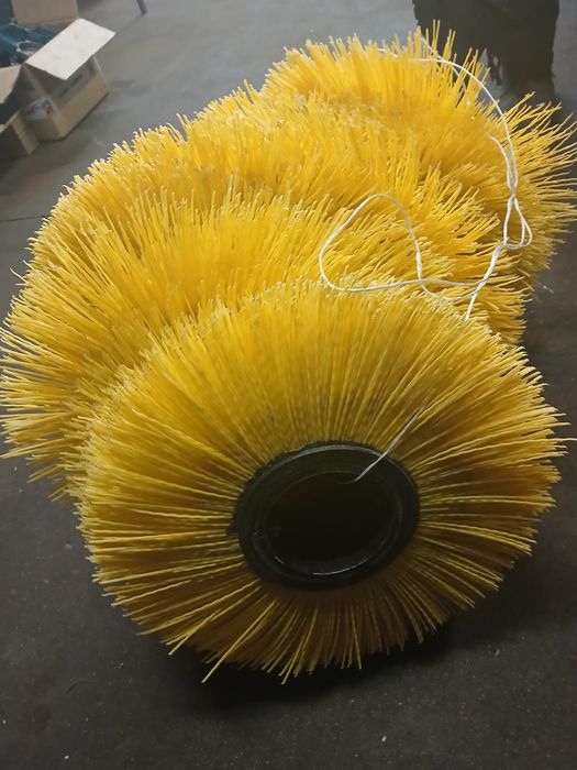 Szczotki do zamiatarki stiga park