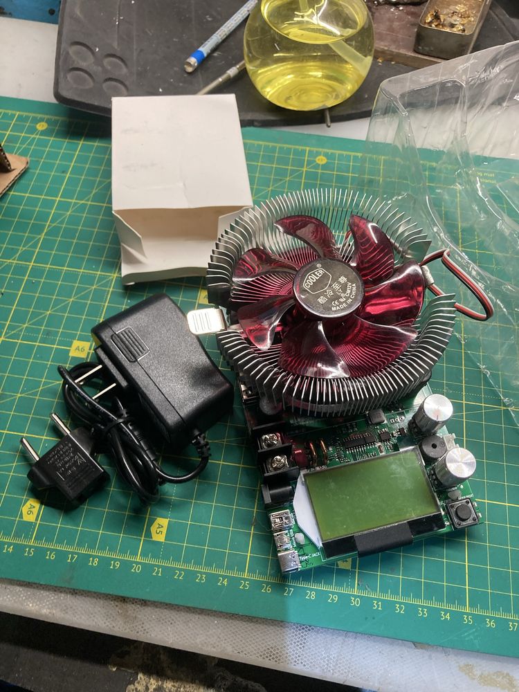 Електронне навантаження 150w.