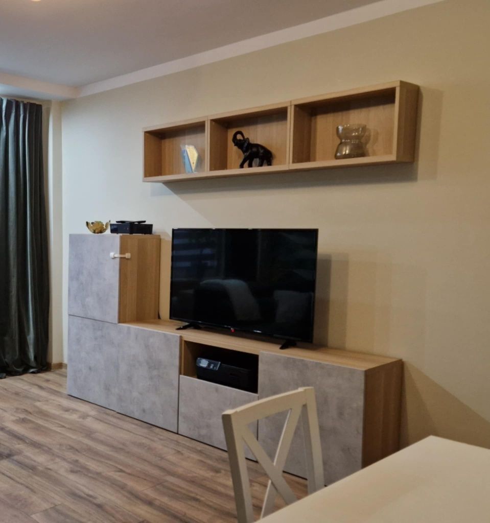 Zestaw mebli Besta Ikea
