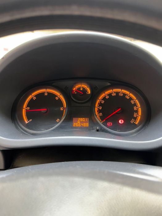 Opel corsa D comercial 1.3 CDTI