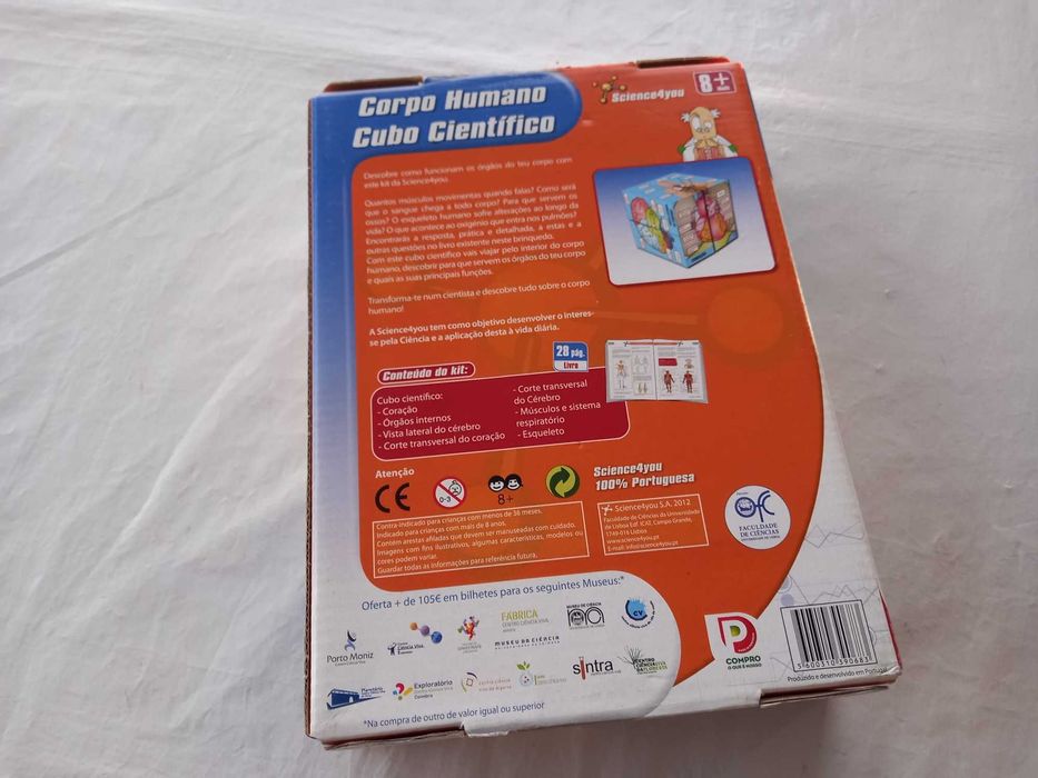 Brinquedo / CUBO Científico Corpo Humano SCIENCE 4 YOU