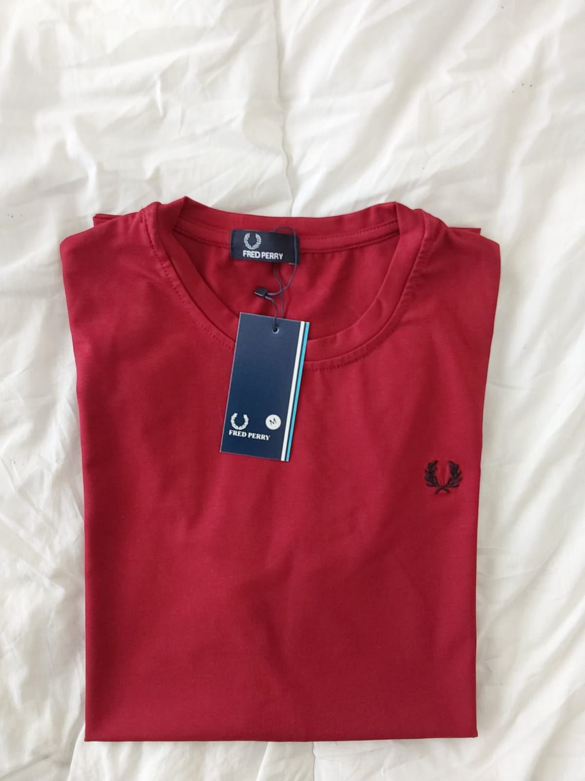 T-shirts em algodão e licra leve 3 pague 2