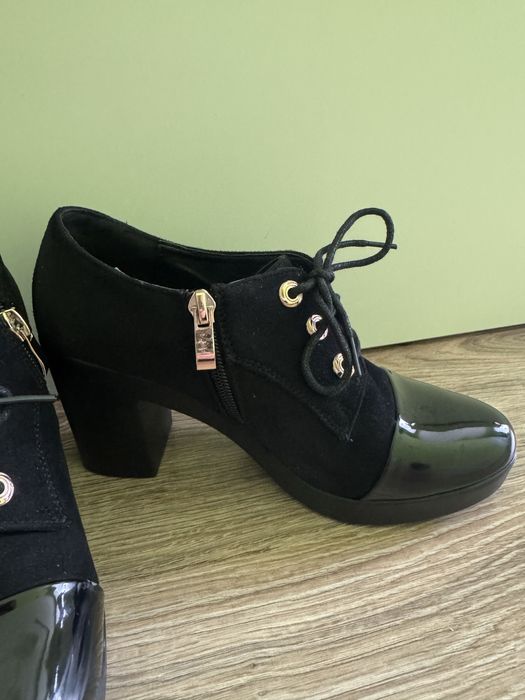 Жіночі туфлі (замш)