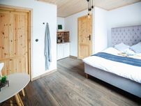 Loft Skorzęcin - pokoje dwuosobowe, 250m od plaży, w centrum