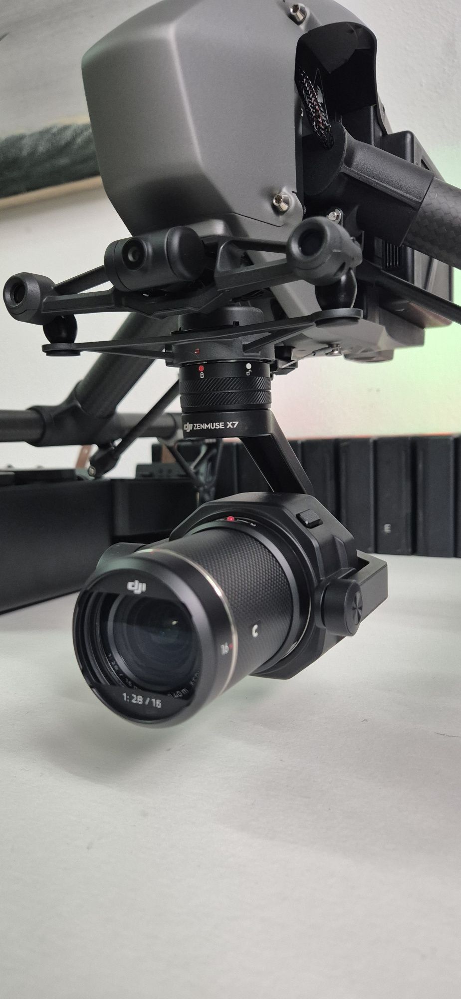 Dji Inspire 2 + Dji Zenmuse X7 + DL-S16mm