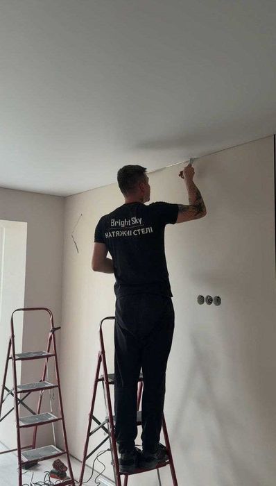 Натяжна стеля НАШІ МАТЕРІАЛИ. Монтаж натяжної стелі,потолка в квартирі