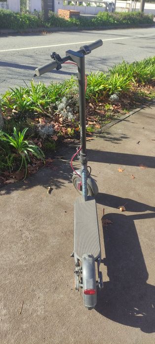 Trotinete Xiaomi Scooter 4 – em ótimo estado