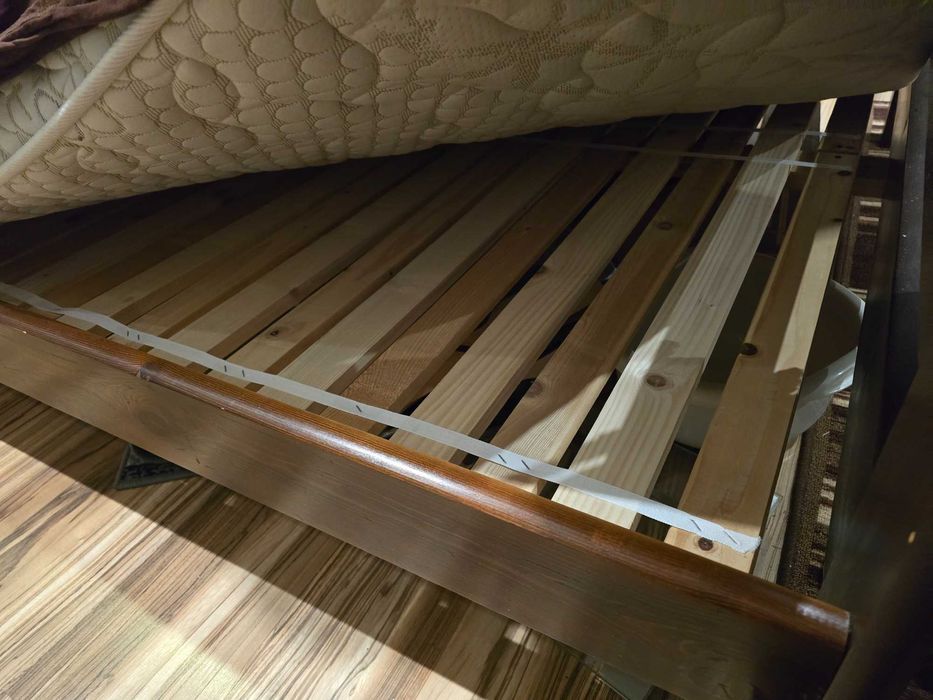 Łóżko do sypialni 160x200