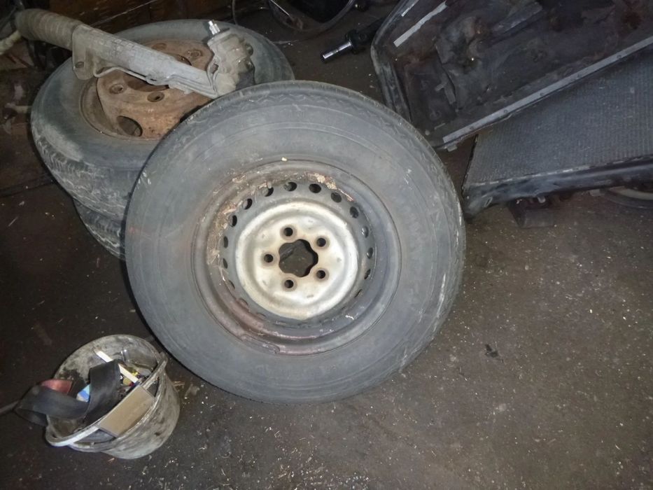 KOŁO KOŁO ZAPASOWE FELGA OPONA VW T2 T3