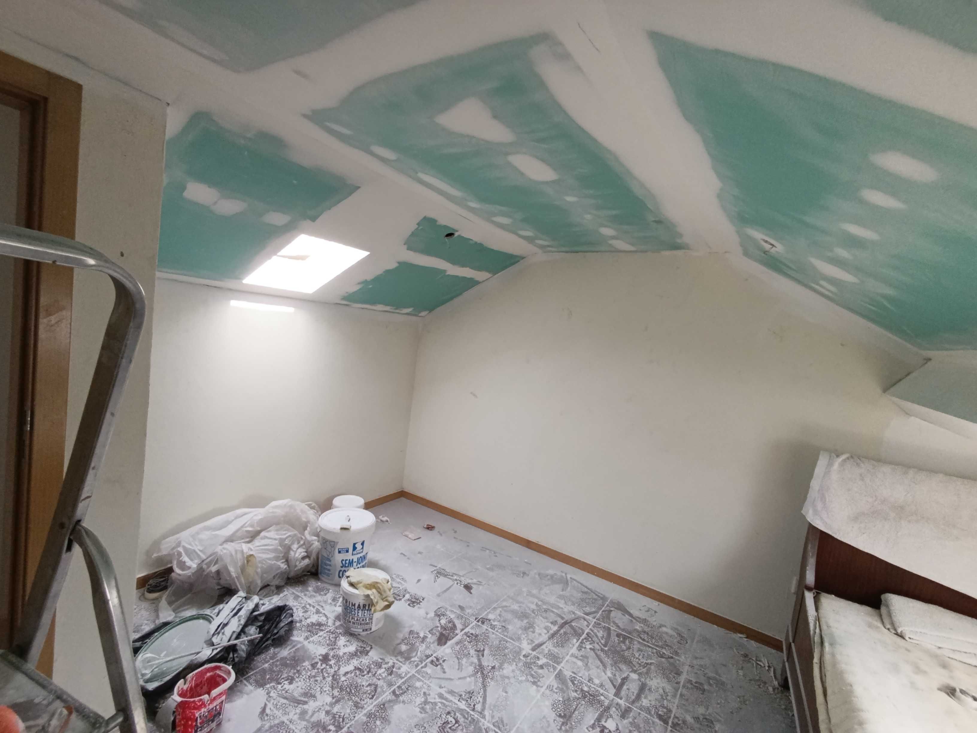 Telhados, pinturas, Pladur, lavagem, demolição,  remodelações