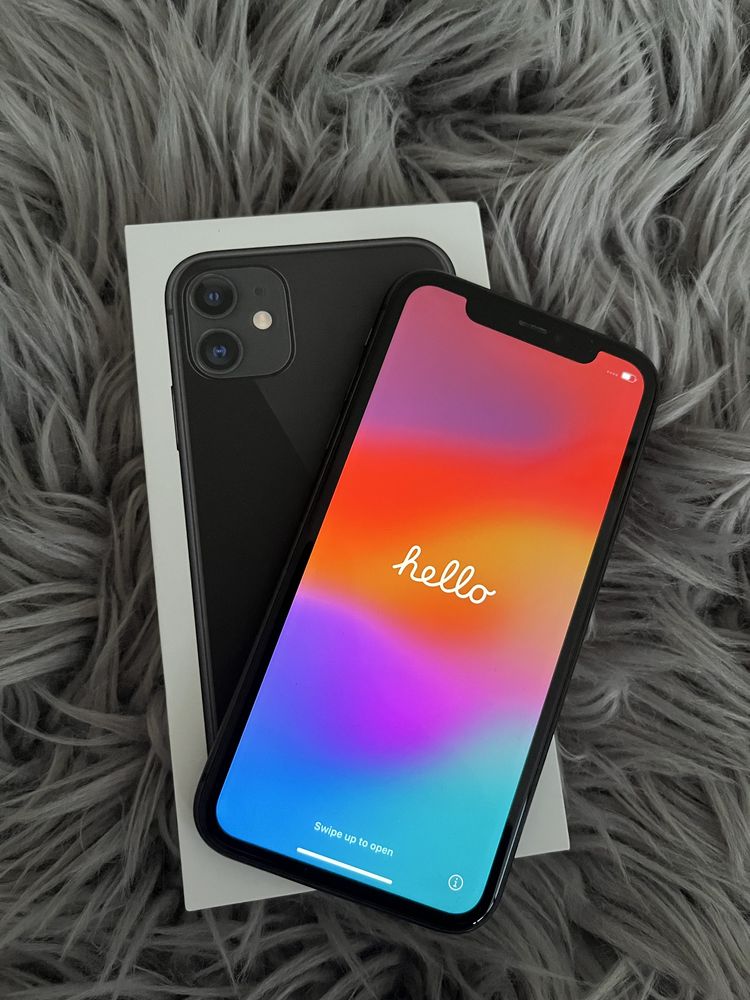 iPhone 11 czarny pudełkiem