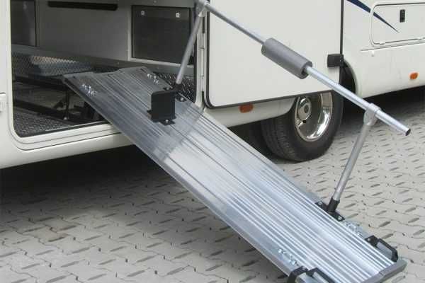 LINNEPE Platforma wewnętrzna rower/skuter do kamper