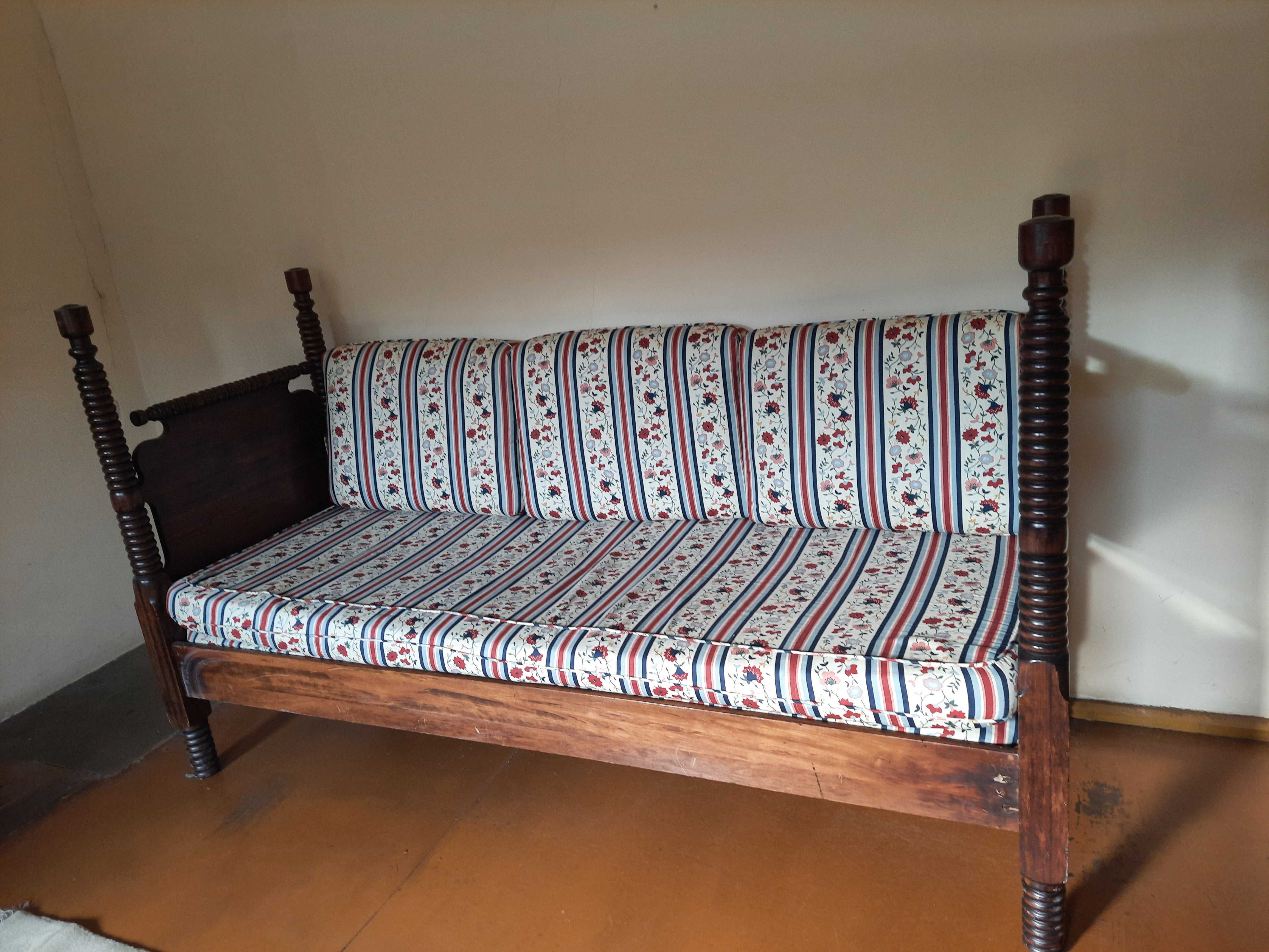Rustykalna sofa/łóżko jednoosobowe
