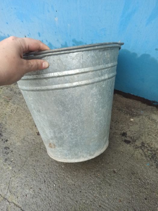 Відра господарчі