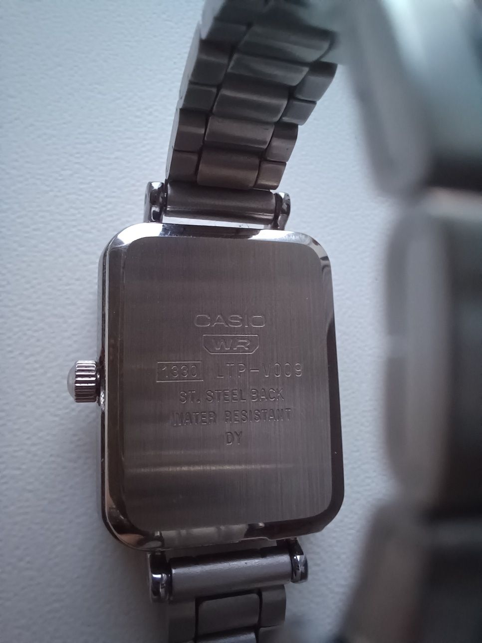 Оригінальний годинник casio