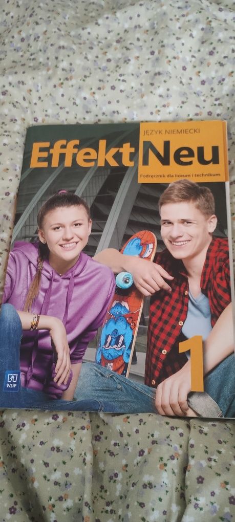 Sprzedam książki do technikum i liceum klasa 1