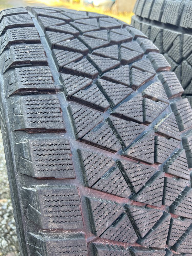 Зимова резина Bridgestone 285/60R18 Land Cruiser, LX, Tundra, RAM