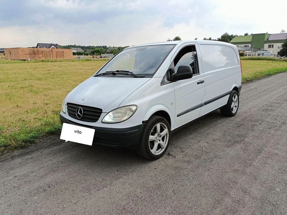 Mercedes-Benz Vito  Mercedes Vito W639 szkoda parkingowa potrzebny blacharz