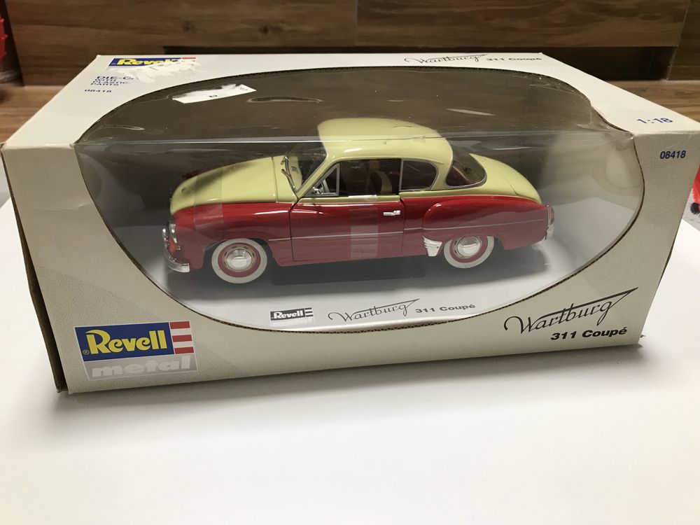 Wartburg 311 Coupe model skala 1:18 1/18 Revell