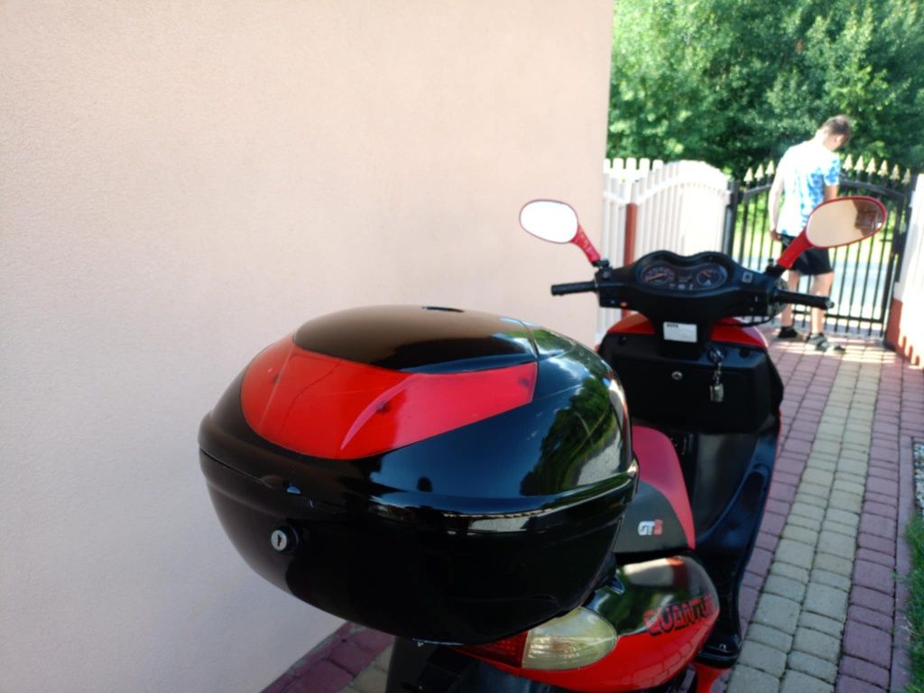 Piękny skuter Zipp quantum 50cc