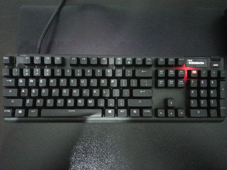 Teclado Apex Pro (Steelseries)