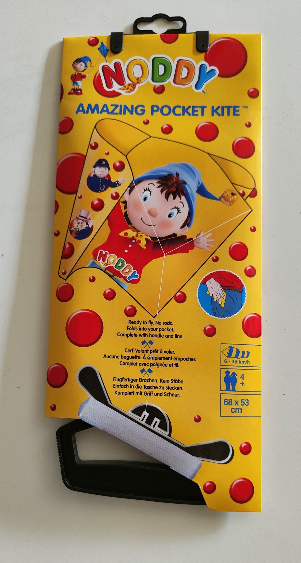 Papagaio do Noddy (3€/cada para as 6 unidades ou €6 se comprar um)