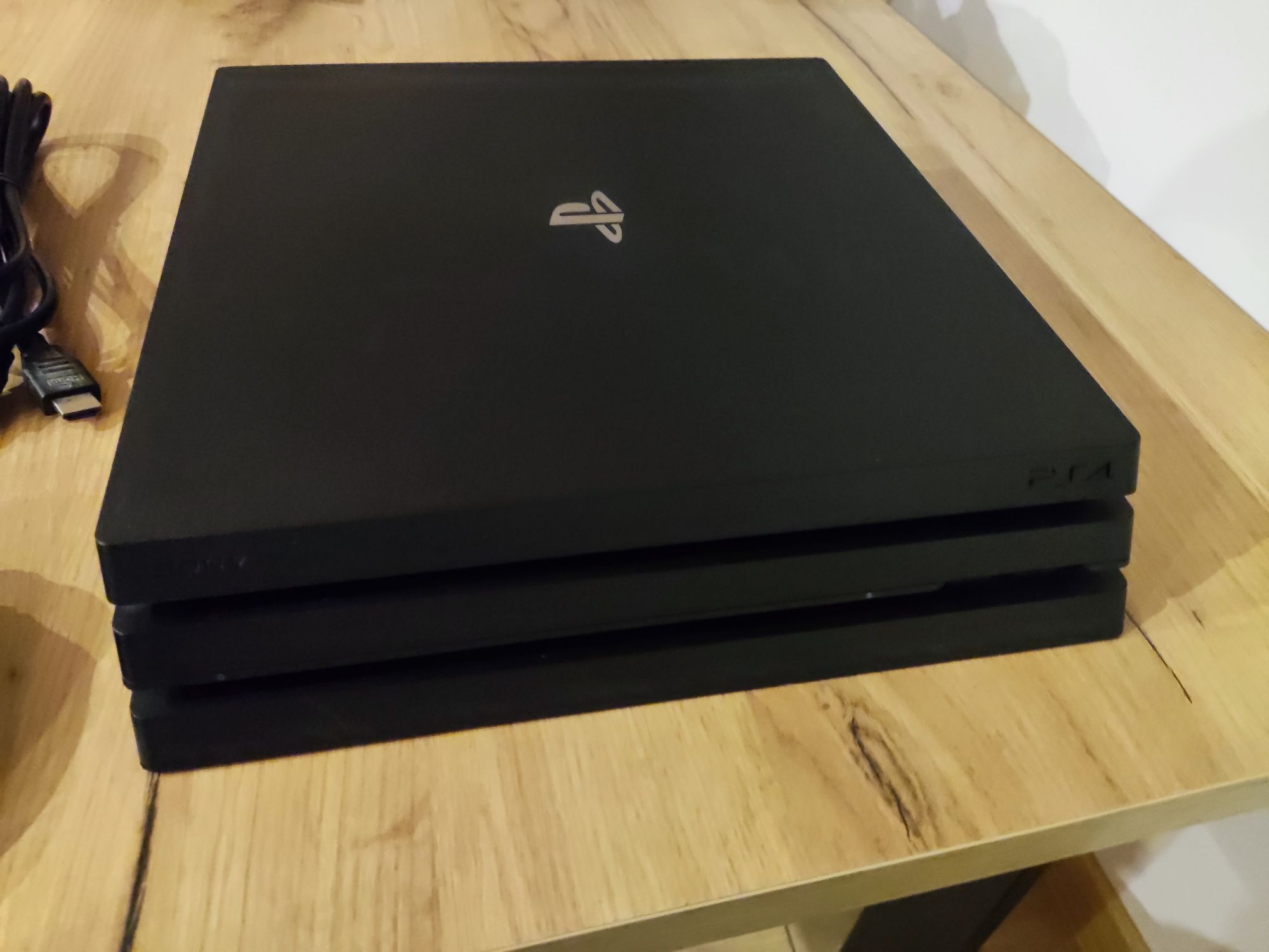 Konsola Sony Playstation 4 PRO PS4 1TB + Oryginalny Kontroler Sony