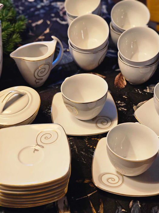 Zastawa na 12 osób, Ćmielów